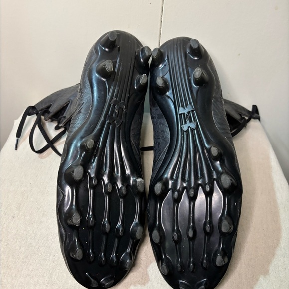 Under Armour Football Cleat Triple Black size 12 - Picture 5 of 6
